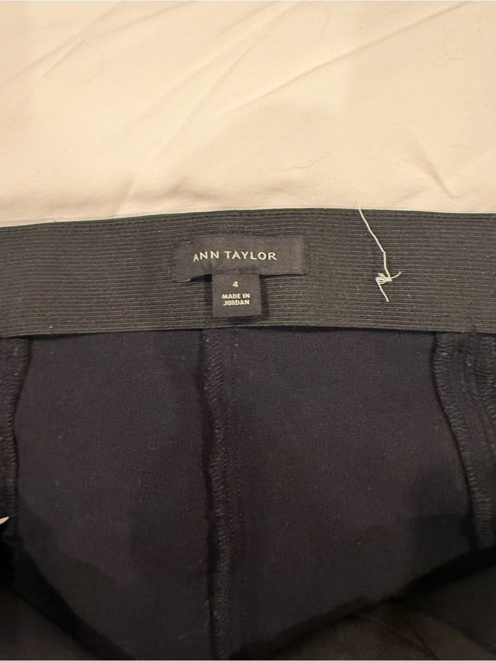 Ann Taylor Audrey Pant in Bi-Stretch - Black - Sz 4 NWOT - Picture 6 of 7